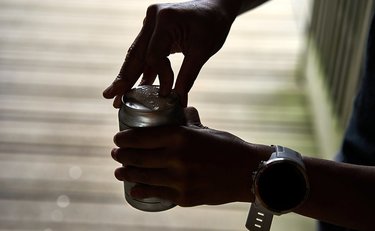 新卒1年で退職しニートに　酒とゲームざんまいの生活を変えたもの