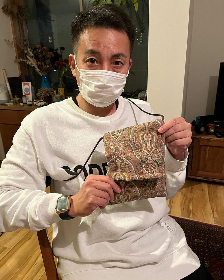 つぼっちから発注されていたサコッシュを納品（Instagramより）