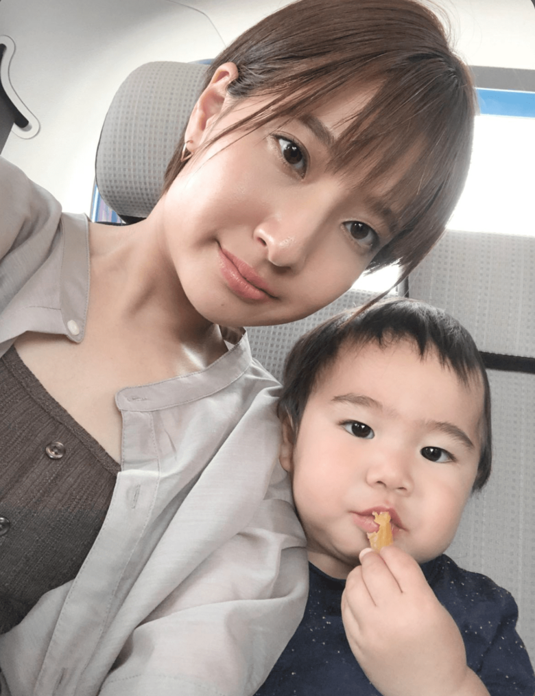 産後1年、息子とおでかけ。メイクをして外出するように