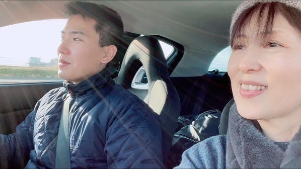 ふたりでドライブ中