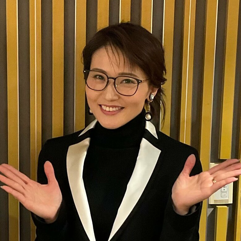 子どもの頃は人見知りでおとなしかったと語る金子さん