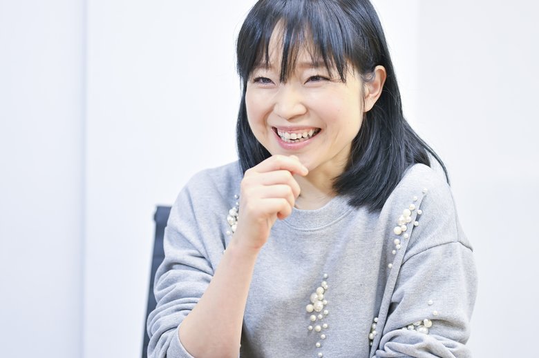 好きな漫画の話をしながら、笑顔あふれる川嶋さん