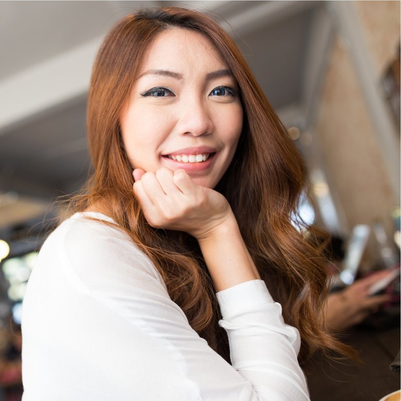 ライター：木村 百
情報誌の編集者として激務をこなした後、フリーライターに。2人の子どもの育児ストレスでイライラしつつも、日々の自分磨きは欠かせないアラフォーです。実母も姑も近所で暮らしているため、いまも未来も不安は尽きず。毎晩のお酒だけがパワーの源。