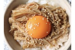 新たなご飯泥棒か？「悪魔のエノキ丼」は見るだけでお腹が減ってくる