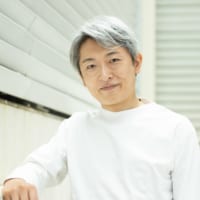 とさか・じゅんいち。1971年生まれ。東京都出身。法大卒業後、NHKに入局。白髪染めを止めたことが話題になったことも。2018年に退局後、フリーアナウンサーのほか、YouTuber、TikTokerとしても活躍中。