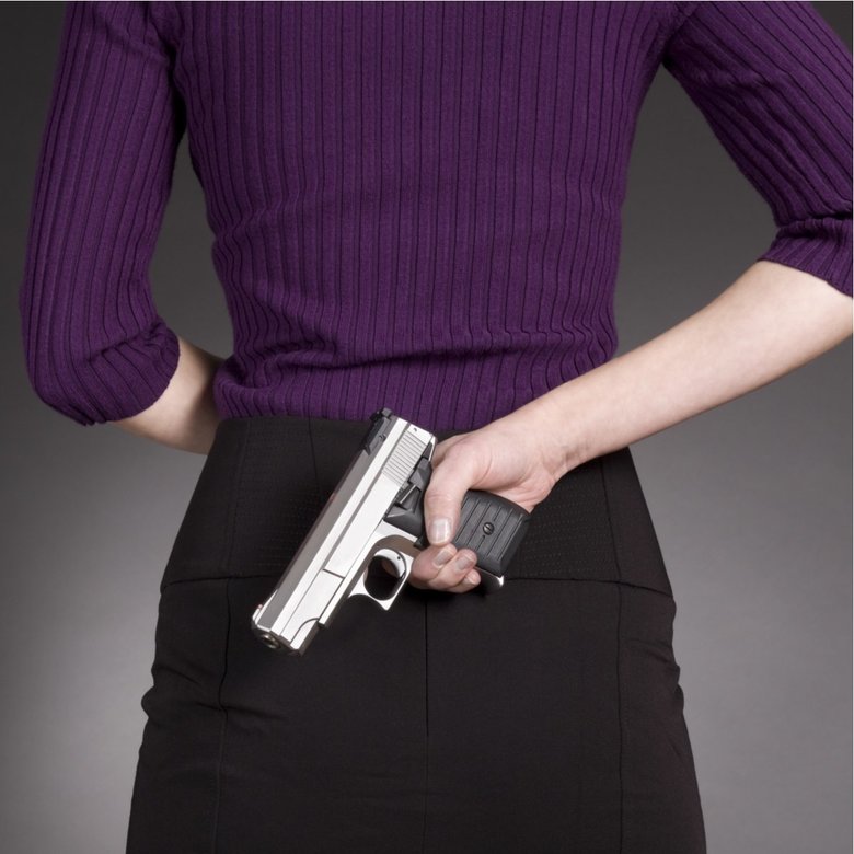 ライター：楠　ゆず娘と夫、茶トラの猫の3人＋1匹で暮らすフリーライター。思い切ってマンションを購入し、ローンパラダイスへ突入中。幼児教育にハマってしまい、興味をもった教材は手に入れないと気が済まない。おかげで家には教材の山が…。断捨離欲と収集欲の葛藤に悩む日々です。