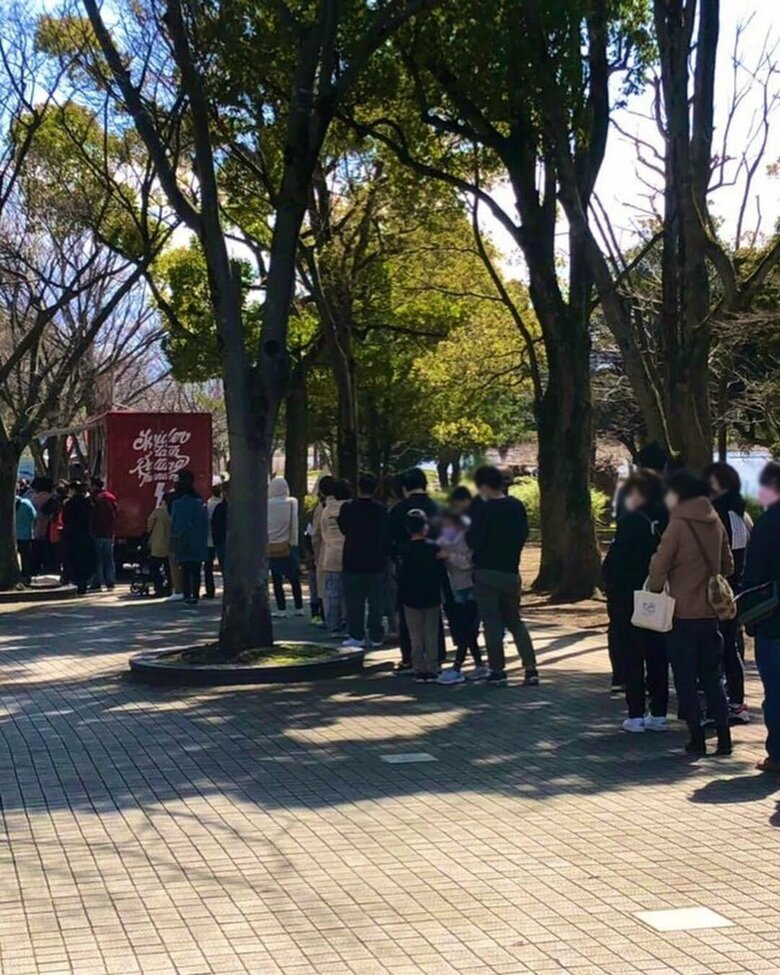 キッチンカーは1日に40万円売り上げることもあるほどの人気ぶり