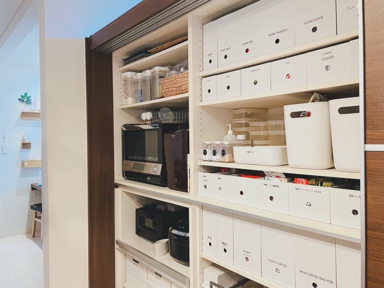 フネさんの“無印”愛用品④『ポリプロピレンファイルボックス』／ピタリと収納スペースに収まり色の調和もとれるので超スッキリ