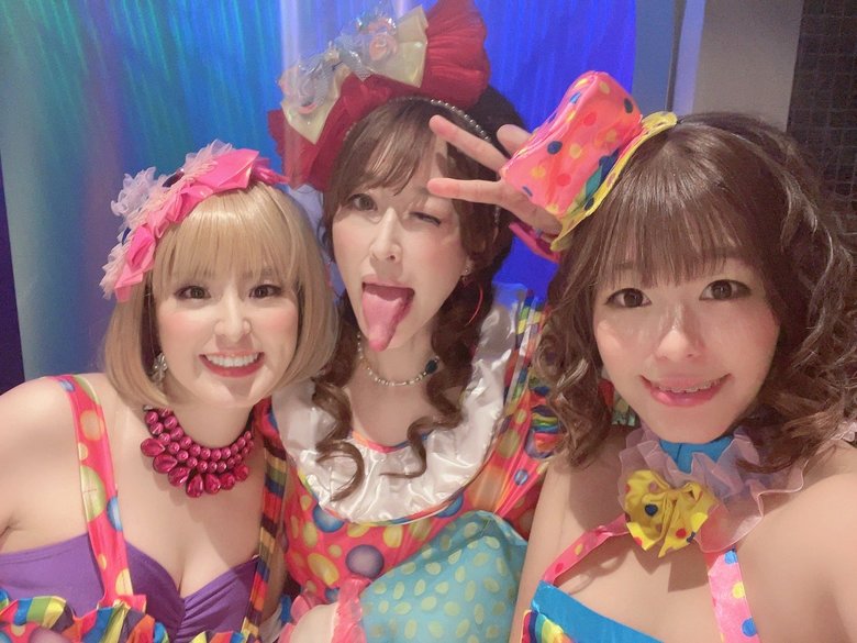 現在の中心メンバー。左からサムギョプサル和田、あやまん監督、たまたまこ