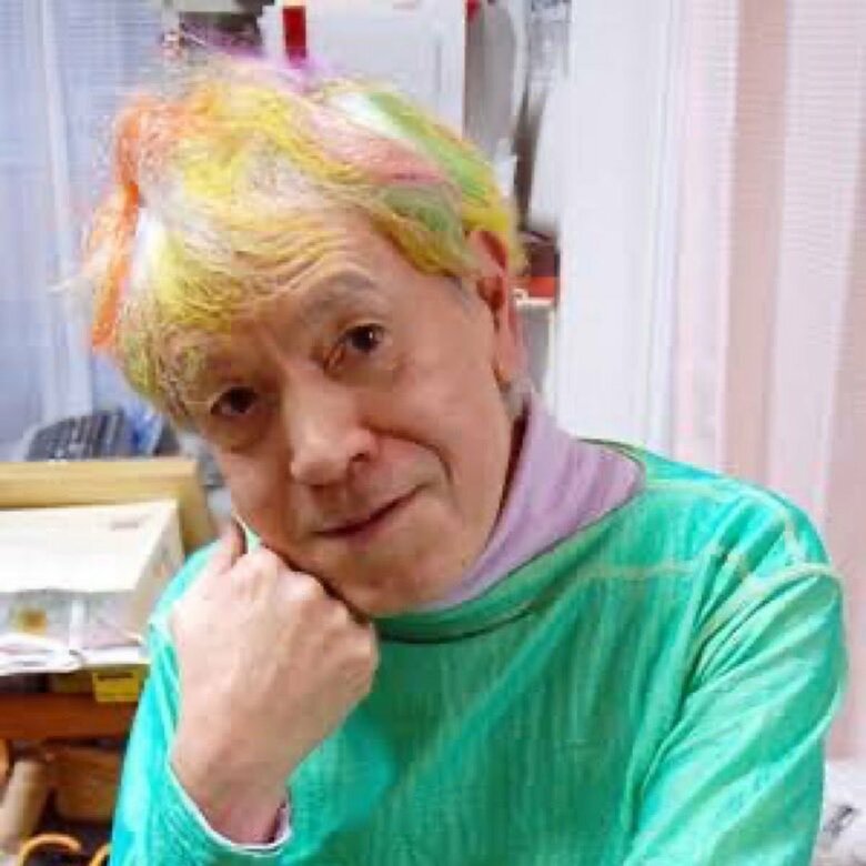 現在もトレードマークの髪色にこだわりを持ち続けている志茂田さん