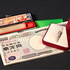 離婚は夫から切り出させよ?! 慰謝料ゲットを目論む妻の罠【弁護士監修あり】