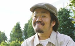 「おかしい」10歳で自ら検索した「自分の難病」身長128cmの大河俳優、街で浴びた「見てはダメ」への答え