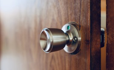 子供の「夜のトイレが怖い」どうする？年齢別おすすめ対応