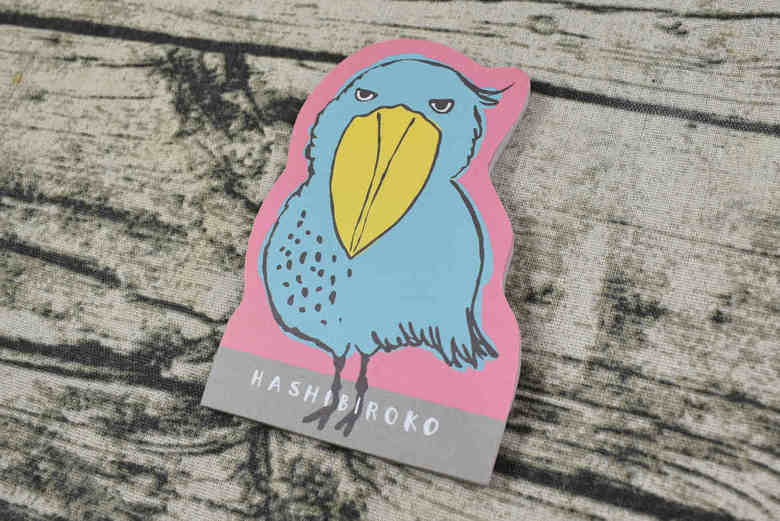 セリアの人気雑貨「へんてこアニマル ダイカットメモ48枚」の実物画像