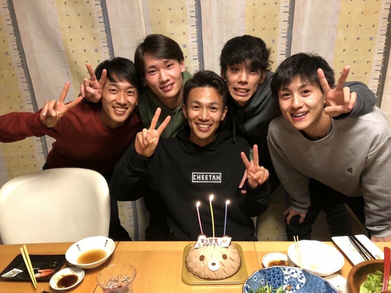 東洋大時代の同期と。苦楽をともにした仲間たちとは今も強い絆で結ばれている