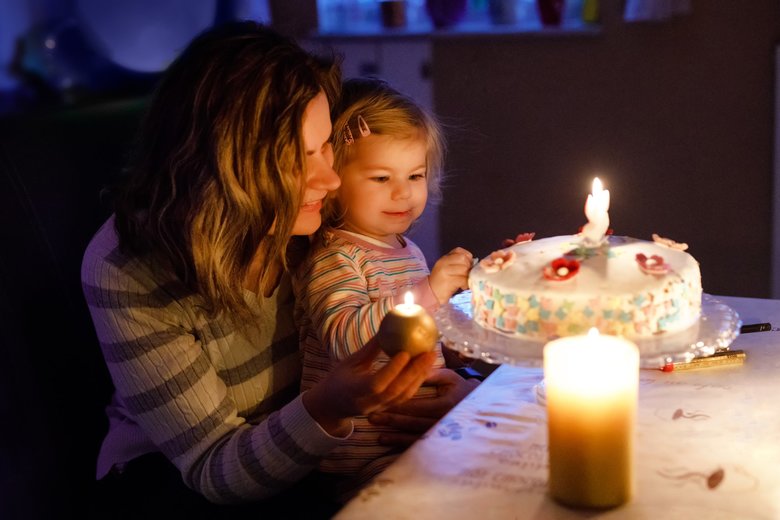 iStock.com/romrodinka