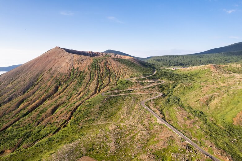 スカイライン通り沿いにも桃の果樹園が（撮影・BeKoさん）