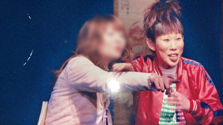 女性コンビ「マッキアイアイ」。当時はツッコミを担当していた