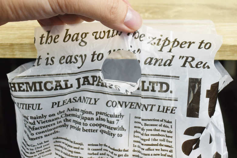 ダイソーのおすすめ商品「どこでもペタッとゴミ袋」の実物画像