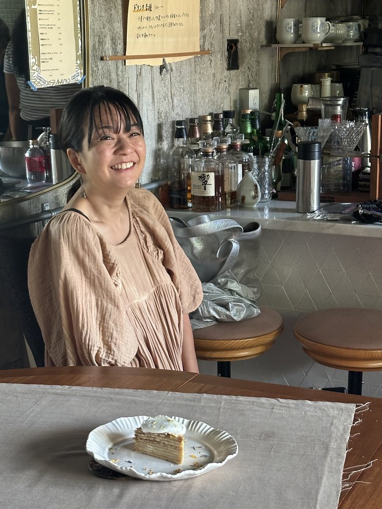 はらださんが経営していた喫茶店「SOUNDS FOOD SOUNDS GOOD」にて