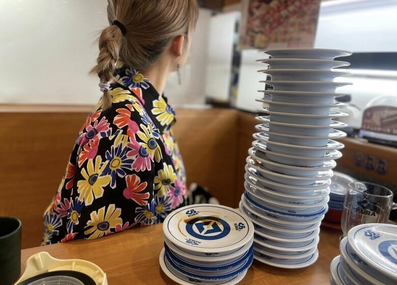 以前は回転寿司に行くと30皿は余裕で食べていた