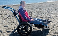 「動けなくなっても背負って運ぶから」2度の離婚を経験した難病・車椅子の母。3度目の結婚への葛藤と動かした情熱