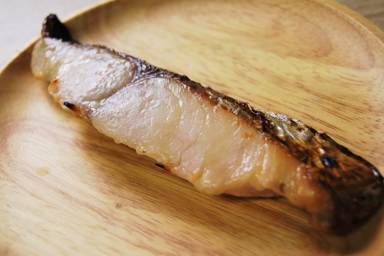 ファミマおすすめ惣菜「さわらの西京焼き」のアップ画像