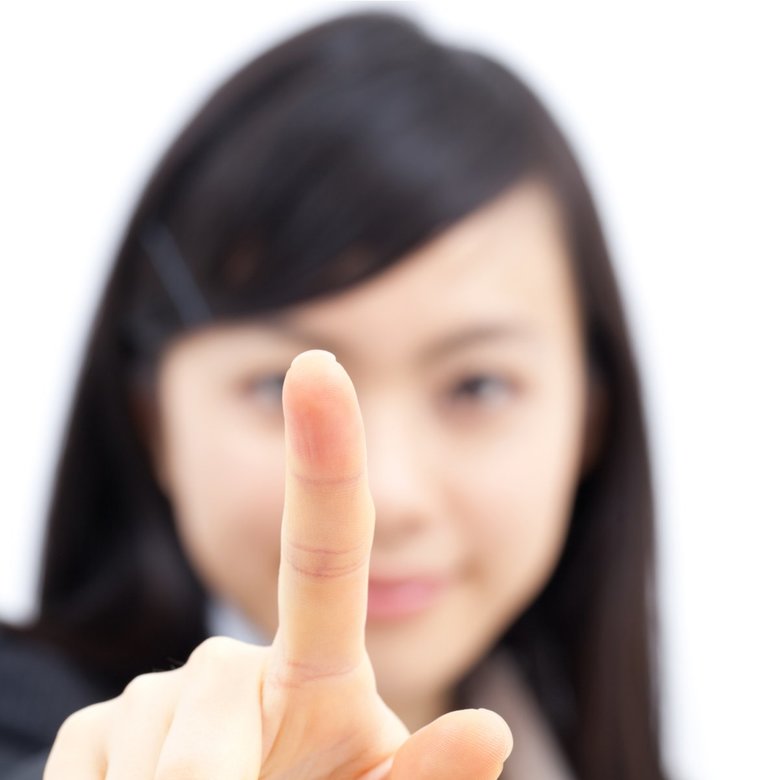 ライター：楠 ゆず
娘と夫、茶トラの猫の3人＋1匹で暮らすフリーライター。思い切ってマンションを購入し、ローンパラダイスへ突入中。幼児教育にハマってしまい、興味をもった教材は手に入れないと気が済まない。おかげで家には教材の山が…。断捨離欲と収集欲の葛藤に悩む日々です。