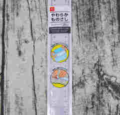 ダイソー「やわらかものさし」子どもの定規デビューにぴったり！