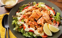 タンドリーチキンサラダのレシピ「夏にぴったりなおかずサラダ」