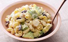 マカロニサラダのレシピ「豆腐とアボカドで軽いのに濃厚な仕上がり！」