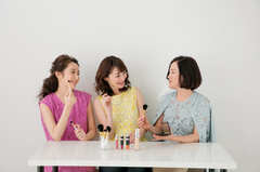 「人相学メイク」で疲れて見えた人があっという間に生まれ変わる