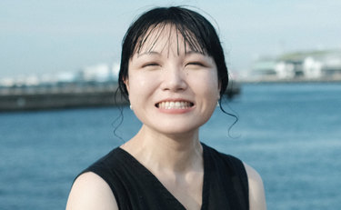 DIY未経験で「家」を自作「ローンに縛られない自由」わずか7畳の動く家に夫婦で6年暮らした幸福の正体