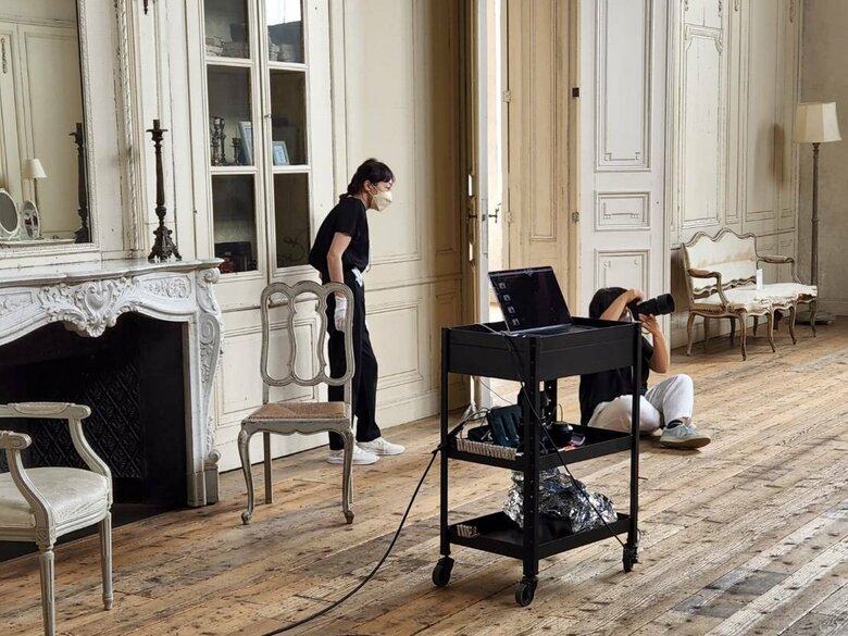 著書の撮影に下着のスタイリングで立ち会う