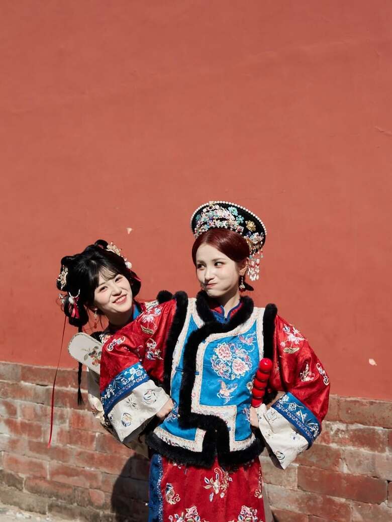 留学中、家族が遊びにきたときにもふたりでコスプレを