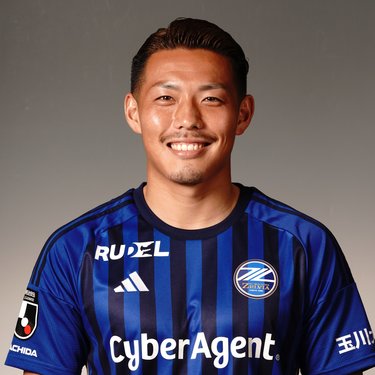 FC町田ゼルビア・鈴木準弥「結婚当初はニートだった」J1昇格に貢献、6年越しに結婚式も