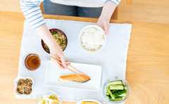 高血圧改善の鍵はポテトサラダ!?不調改善に役立つ食べ物その根拠