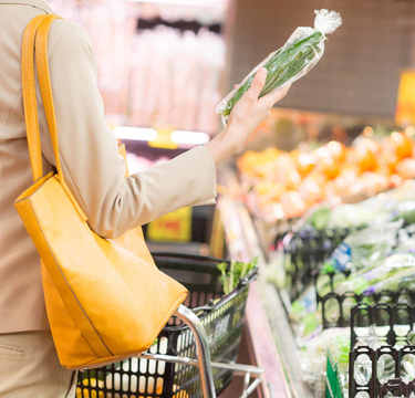 店内に給食の献立表！画期的なスーパーの対応に賞賛が止まらない