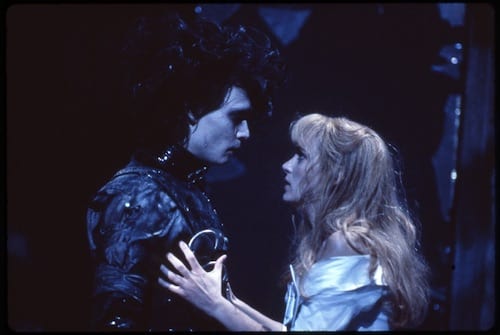 ©︎1990 Twentieth Century Fox Film Corporation. All Rights Reserved.