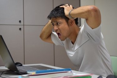 亡くなった身内が有料サイトに登録していた！対処法とトラブル回避のためにできること