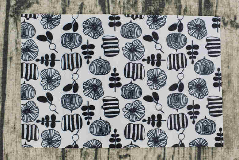 セリアのおすすめ商品「ナチュラル加湿フィルター 北欧風」のパッケージ画像