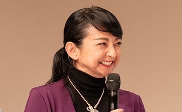 「逆らう奴は家にいるな」父の罵声に耐え、母を介護した18歳の町亞聖。ヤングケアラーを追い詰めた「最大の苦悩」