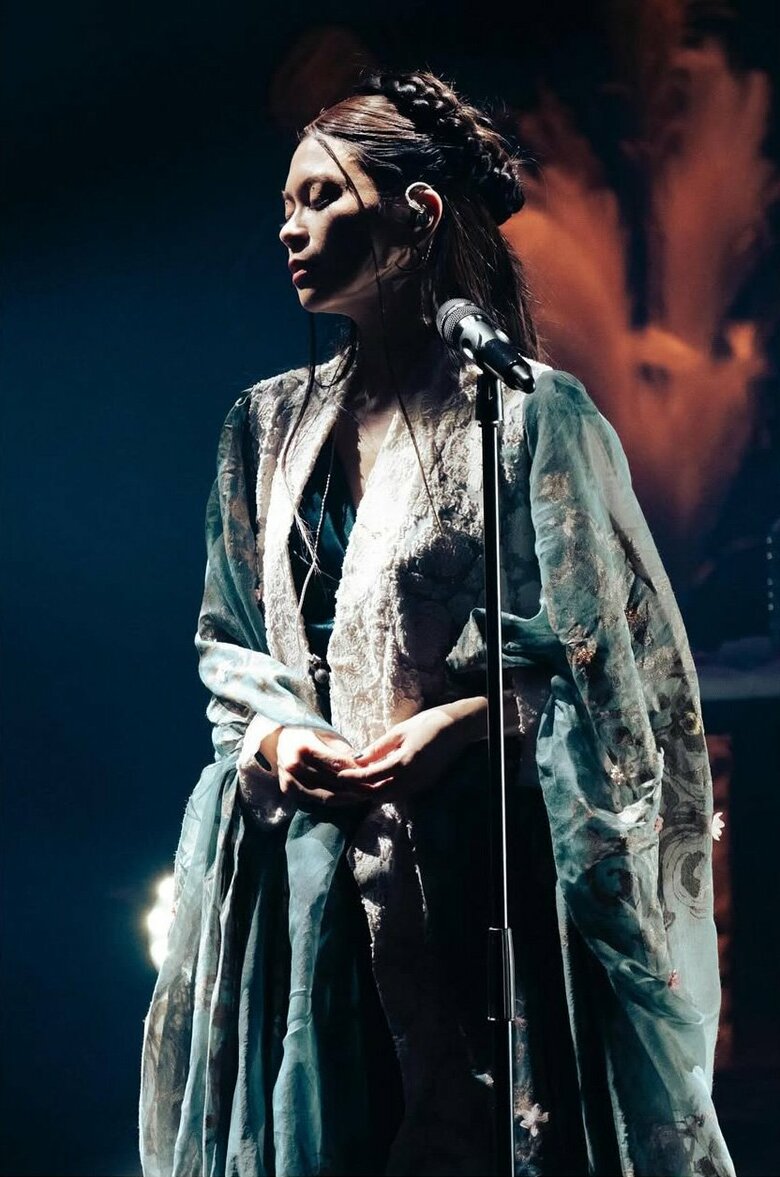 パワフルな歌声はいまも健在。年齢を重ね、歌にもさらに深みが