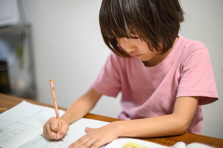 iStock.com/OkinawaPottery