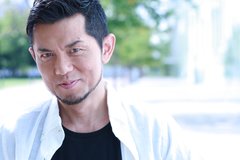 LINEで告白「大事な何かを失ってないか」スマホデビューした的場浩司（57）の問い「俺は典型的な昭和の人間だけど」