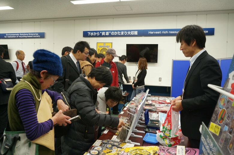 「マンホールサミット2015in関西」グッズ販売