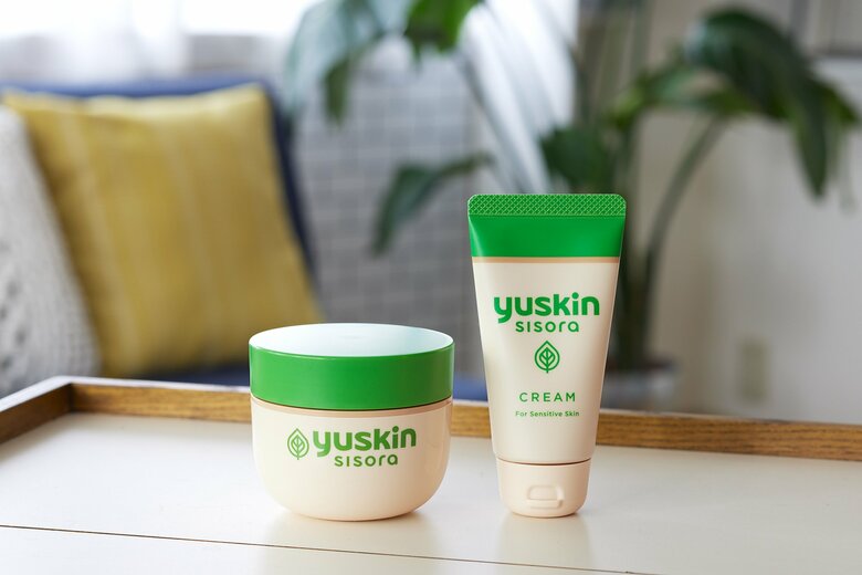 ▲（左）シソラ クリーム ボトル 1540円、シソラ クリーム チューブ 748円