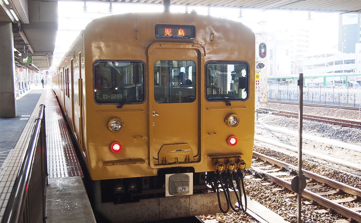 岡山駅は昭和レトロな列車の宝庫!?在来線を探索！｜CHANTO WEB