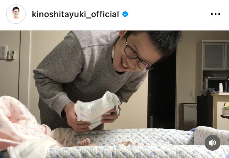 198万“いいね“されたおむつ替え動画「アパレル店員さん編」の1シーン