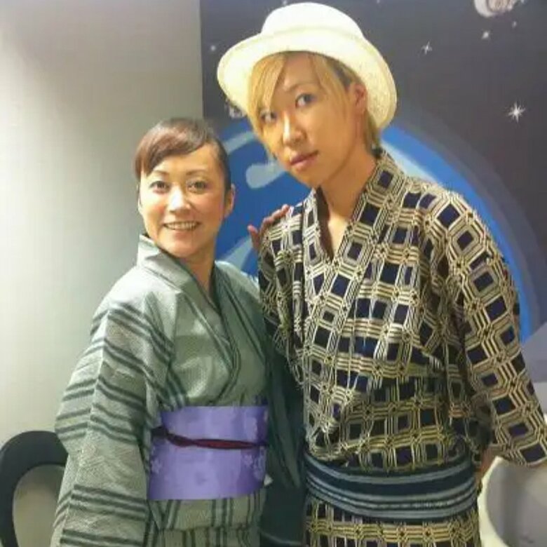 身長173センチでスタイル抜群の晴天さん（右）